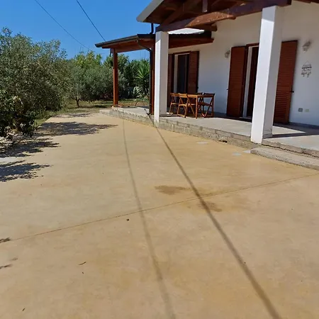 Casa Atzori Villa *