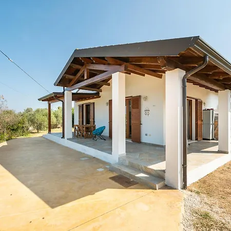 Casa Atzori Villa *